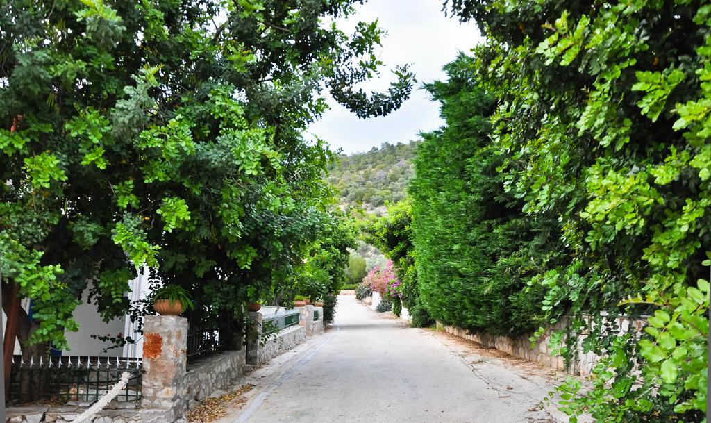 Hotel Korfos - Ξενοδοχείο Κόρφος Renovated Esterno foto
