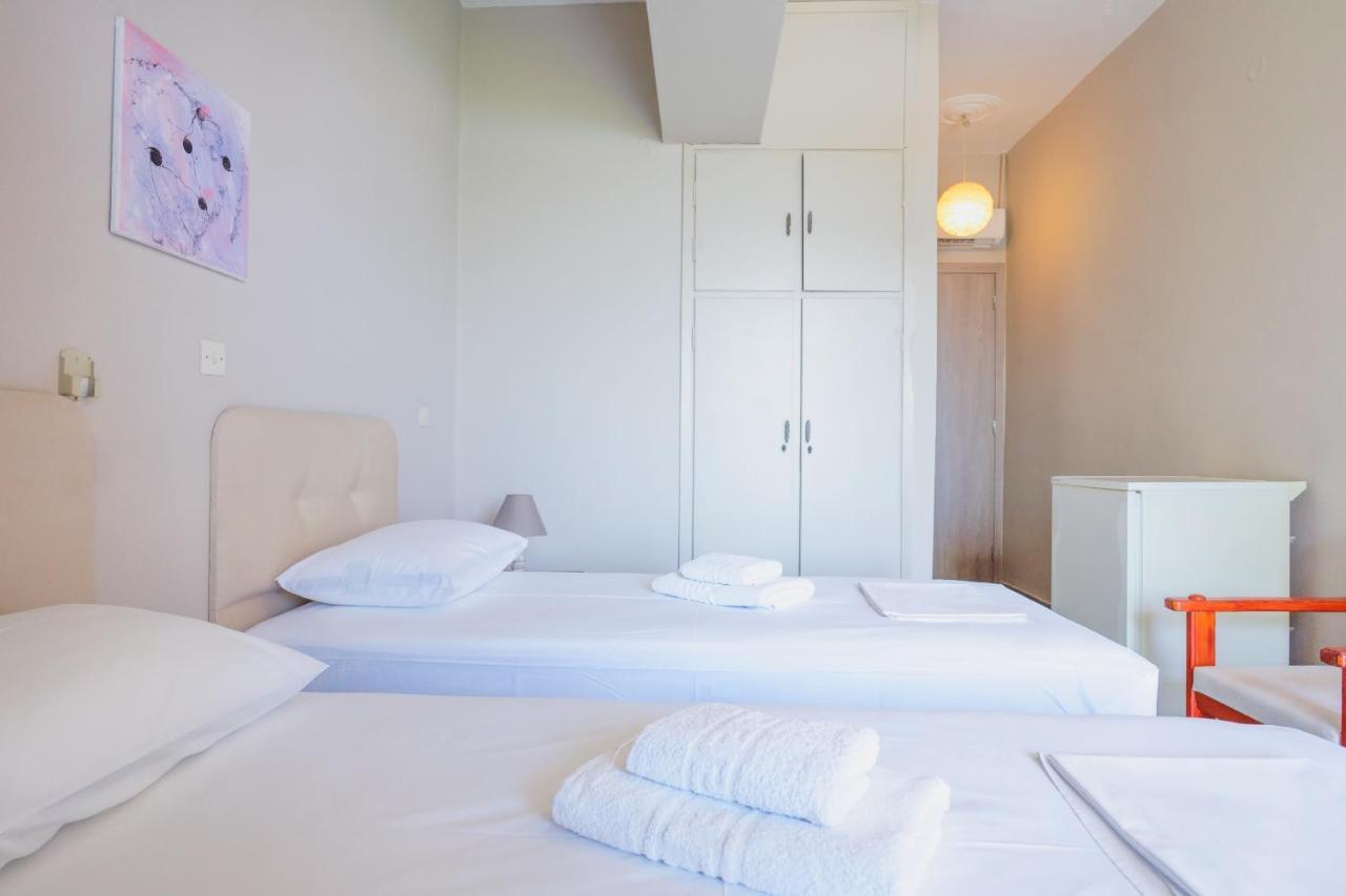 Hotel Korfos - Ξενοδοχείο Κόρφος Renovated Esterno foto
