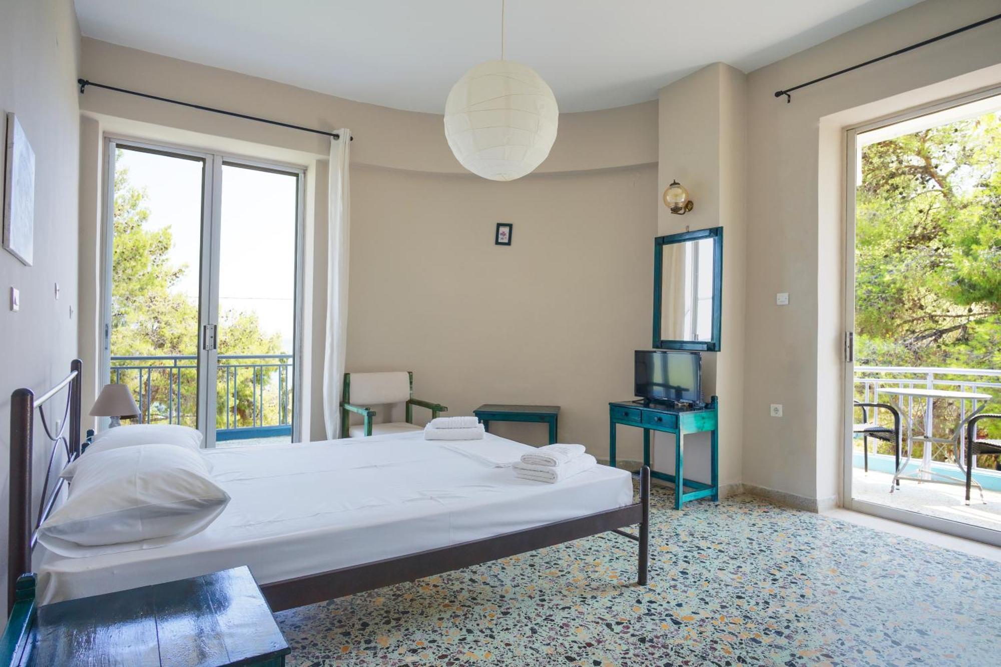 Hotel Korfos - Ξενοδοχείο Κόρφος Renovated Esterno foto