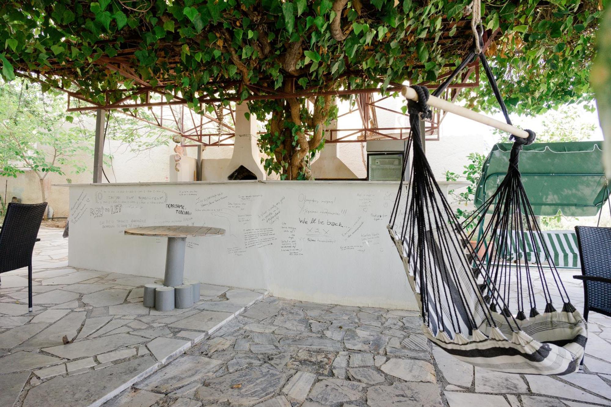 Hotel Korfos - Ξενοδοχείο Κόρφος Renovated Esterno foto